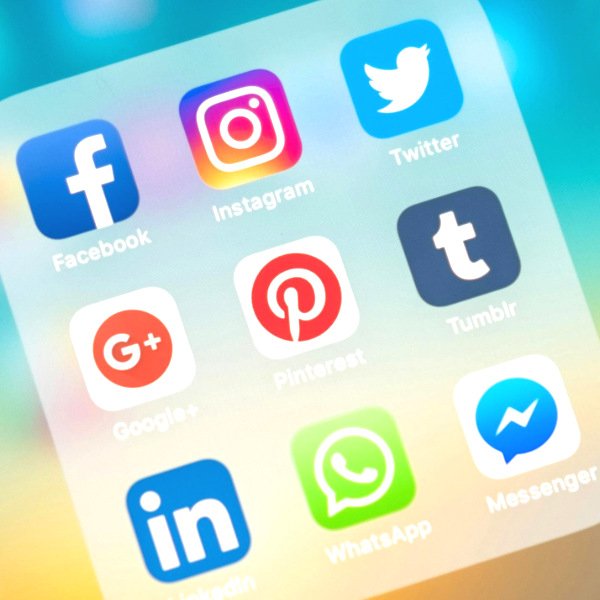 Social 600x600 Social 600x600